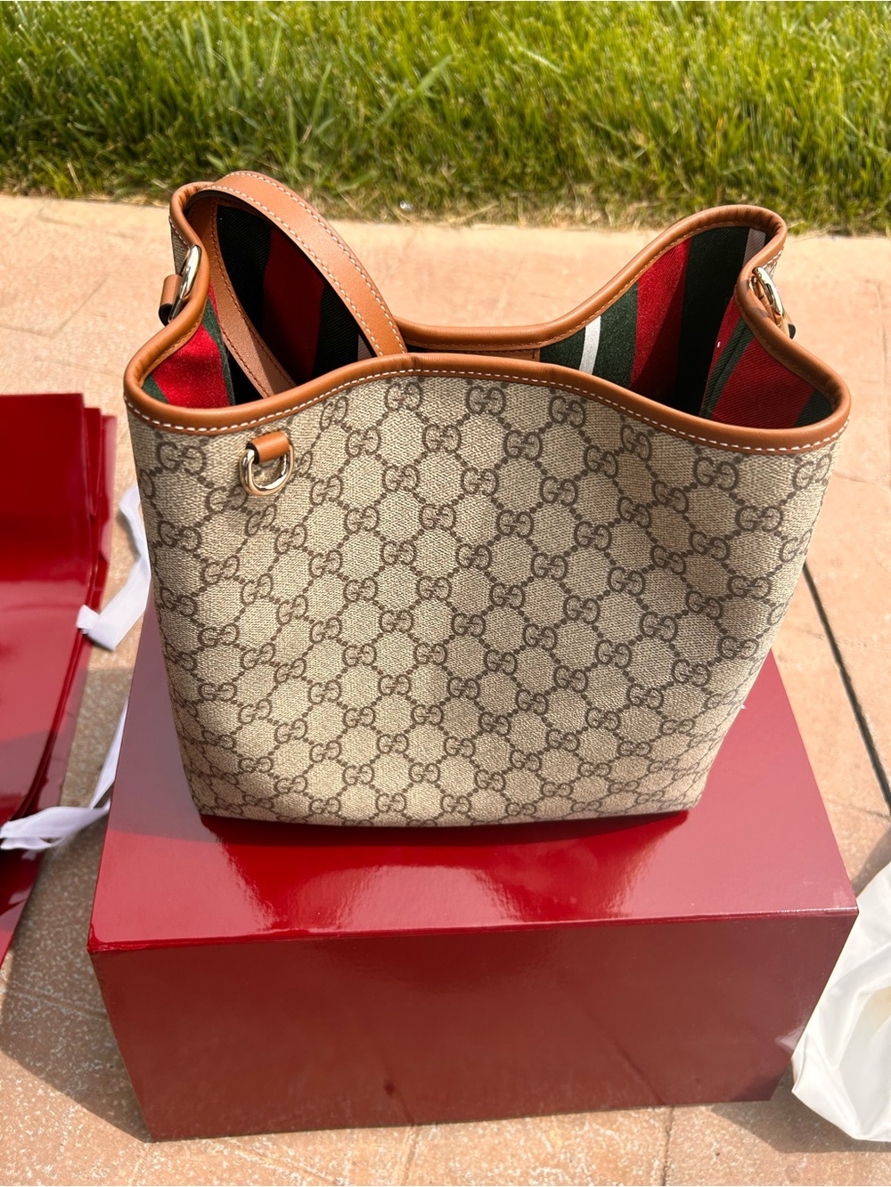 Gucci Medium Bucket Bag
